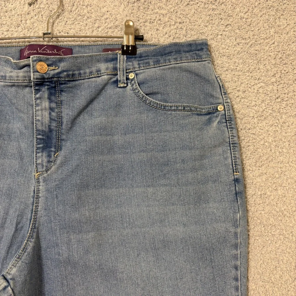 High Rise Casual Everyday Slim Straight Jeans Size 18W Short Medium Wash